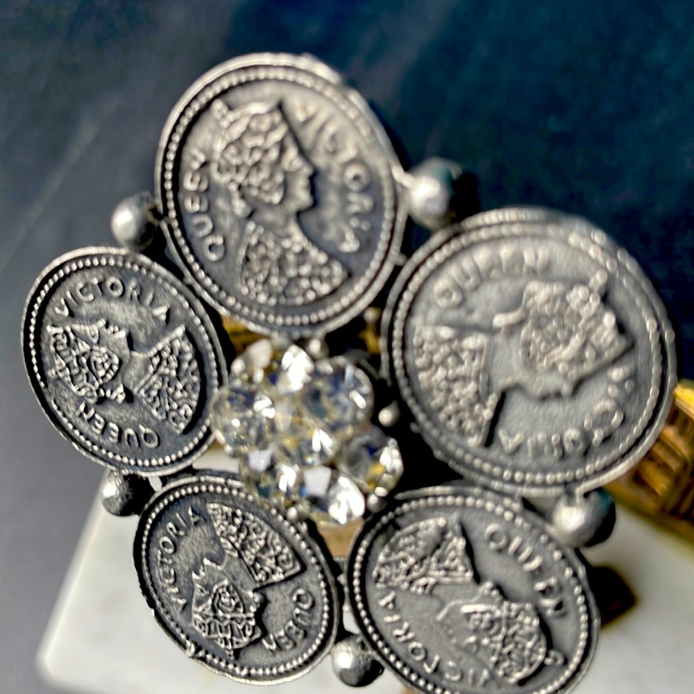 Silver Round Crown Face Ring One size fits all
